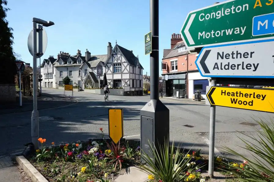 The UK's Growing Litter Army - Alderley Edge in Bloom