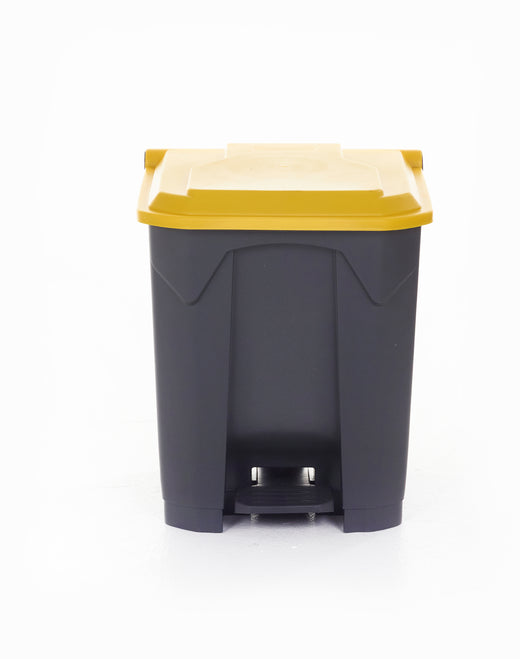 Pedal bin featuring yellow cover