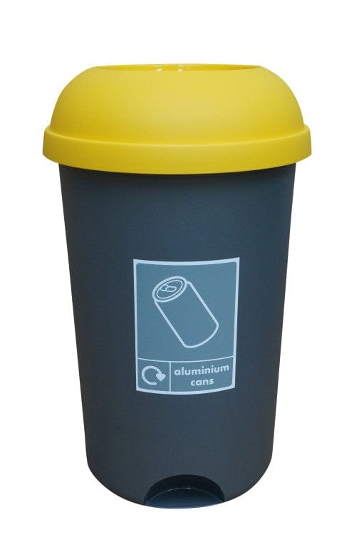 An open-top trash bin features a grey base, a yellow lift-off lid, and an attached recycling sticker.