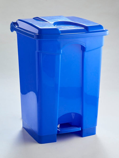 60 Litre pedal operated step bin in blue with the lid closed
