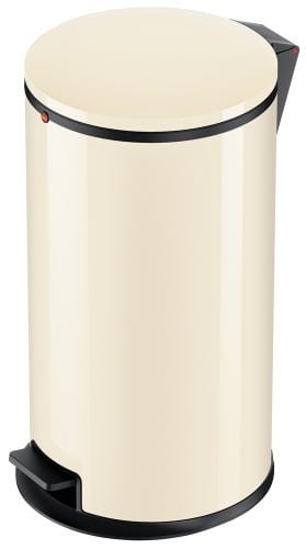 25L Hailo Pure Foot Pedal Bin in Vanilla colorway with Soft Closing Lid Mechanism.