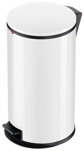 25L Hailo Pure Foot Pedal Bin in white. Comes with a galvanised inner liner with handle.